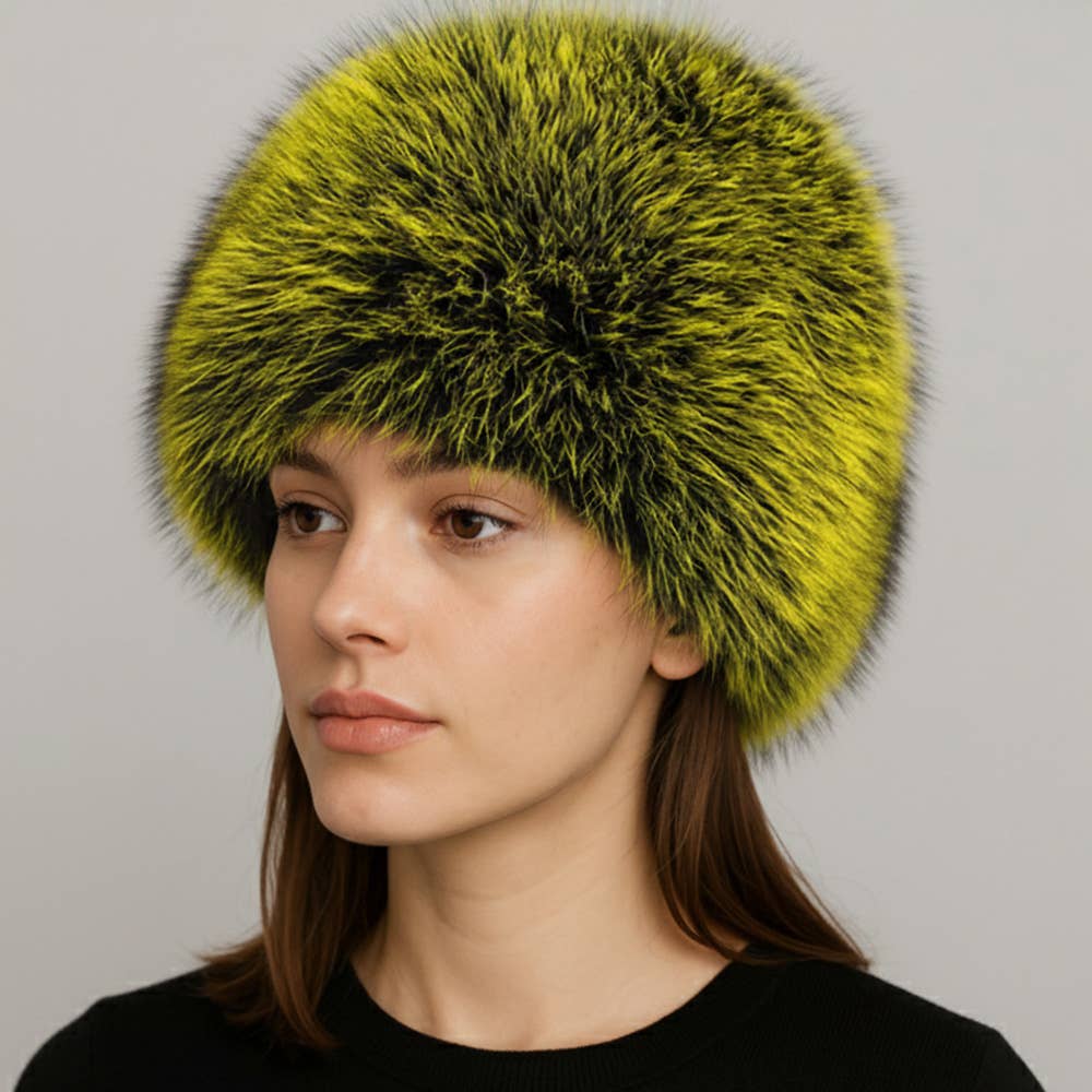 Elegant Plush Faux Fur Winter Hat: Black