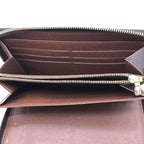 Louis Vuitton Monogram Zippy Wallet In Good Condition