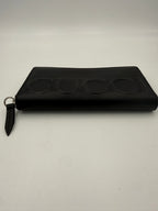 Gucci GUCCI Zip Black Front Logo Embossed Wallet