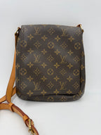 Louis Vuitton LOUIS VUITTON MUSETTE Monogram Handbag