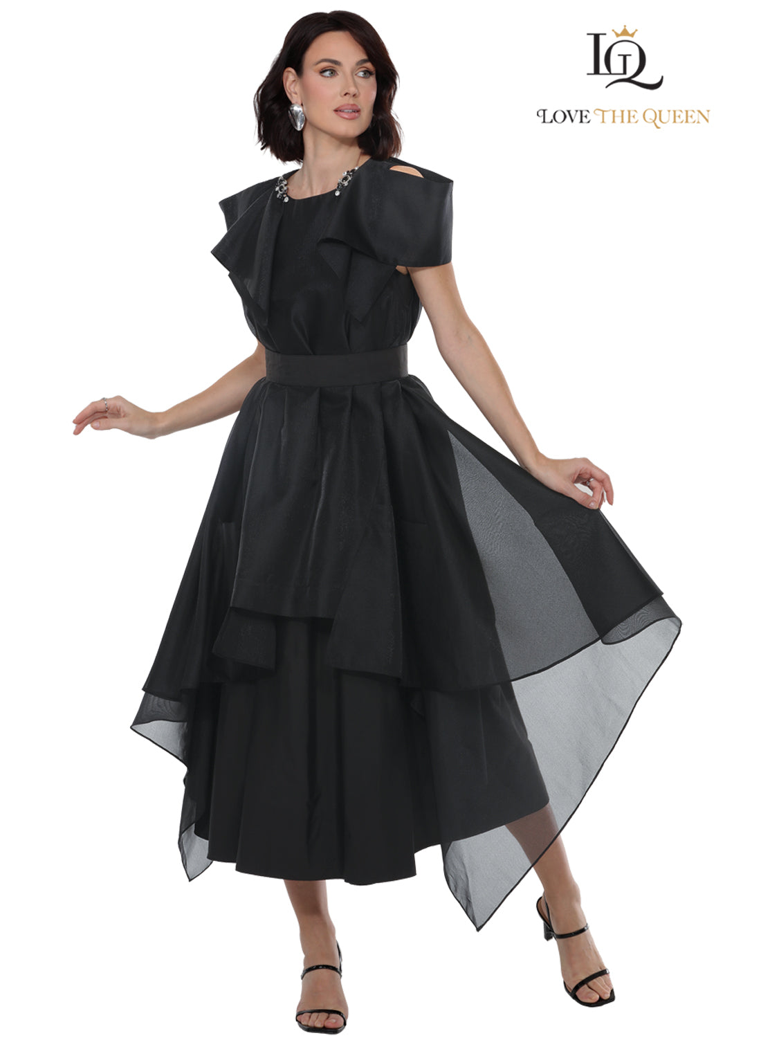 Love The Queen, Style 17607