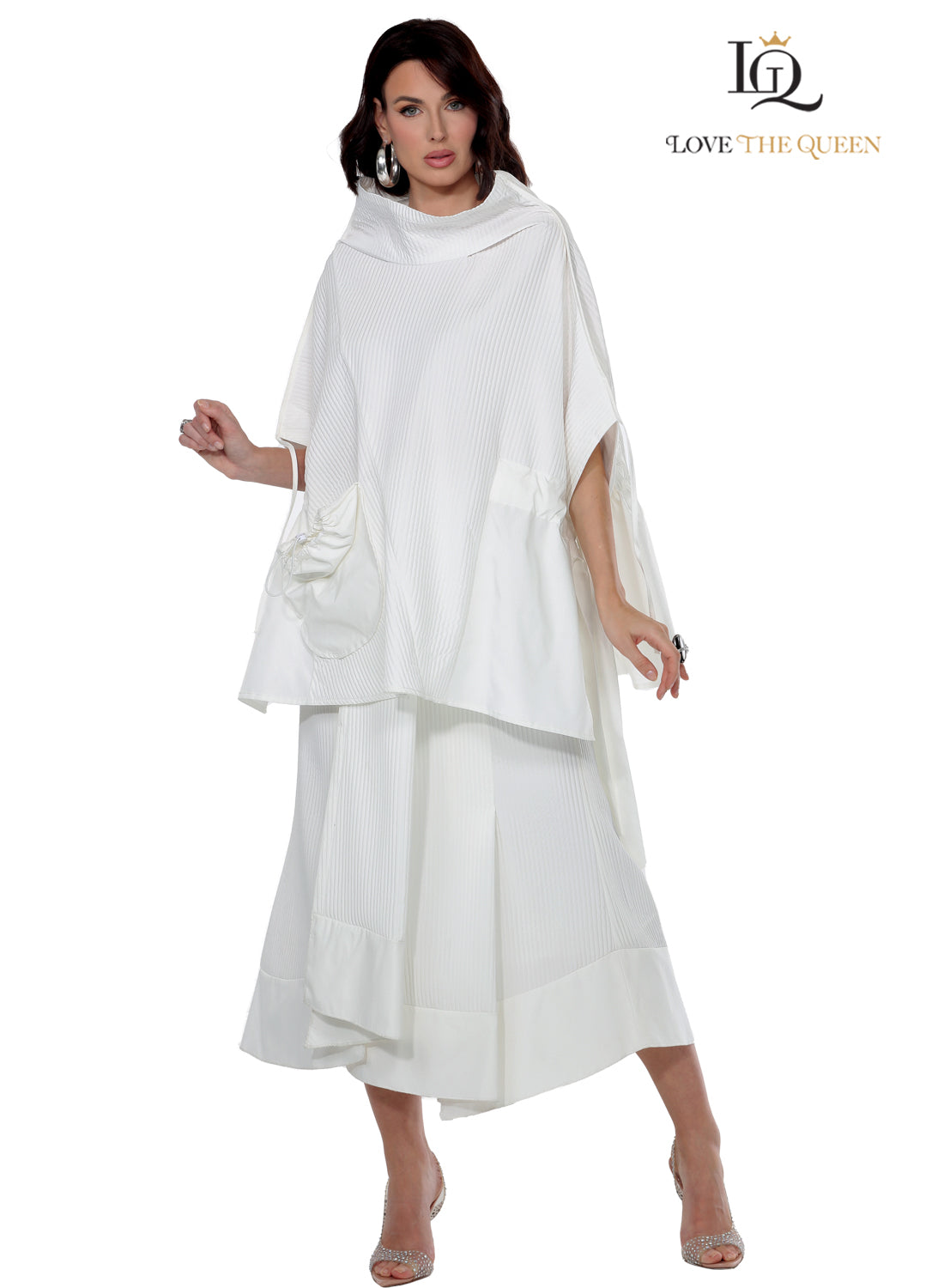 Love The Queen, Style 17615