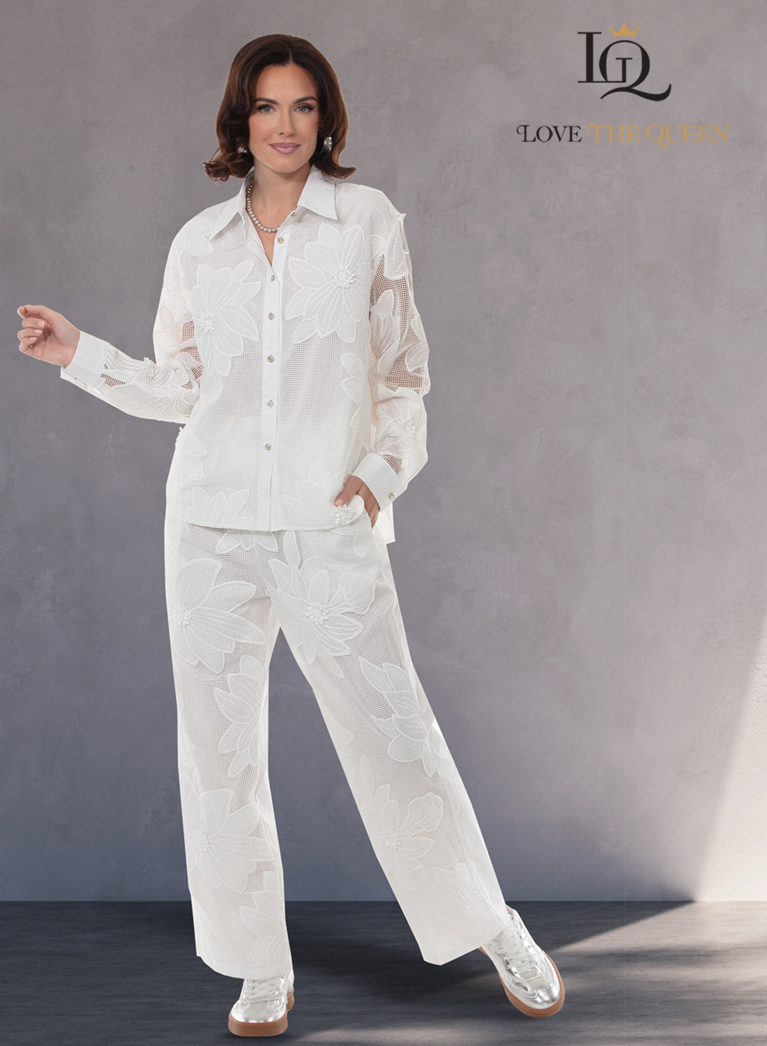 Love The Queen, Style 17646 Two Piece Pant Set