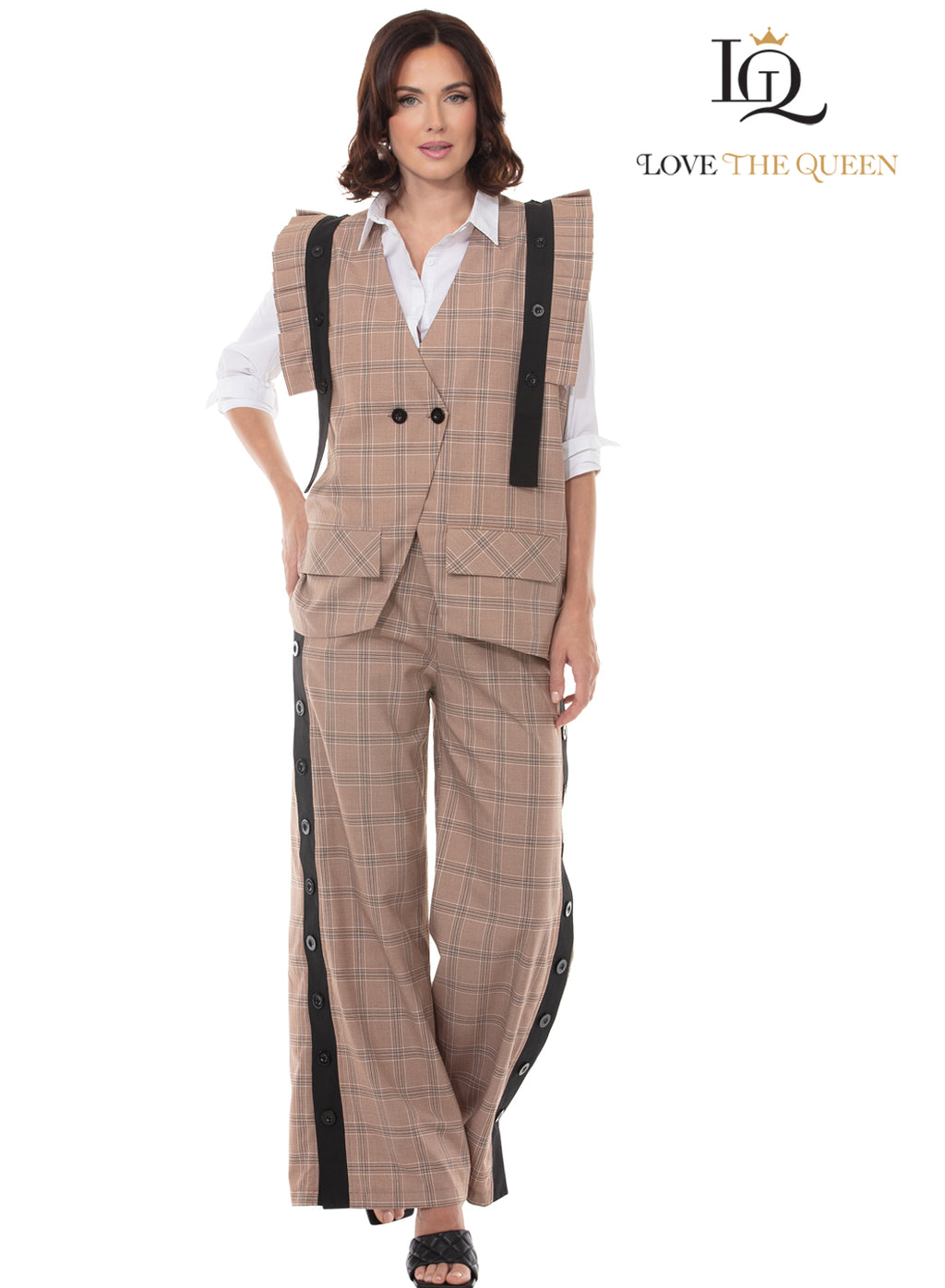 Love The Queen, Style 17667 Two Piece Pant Set