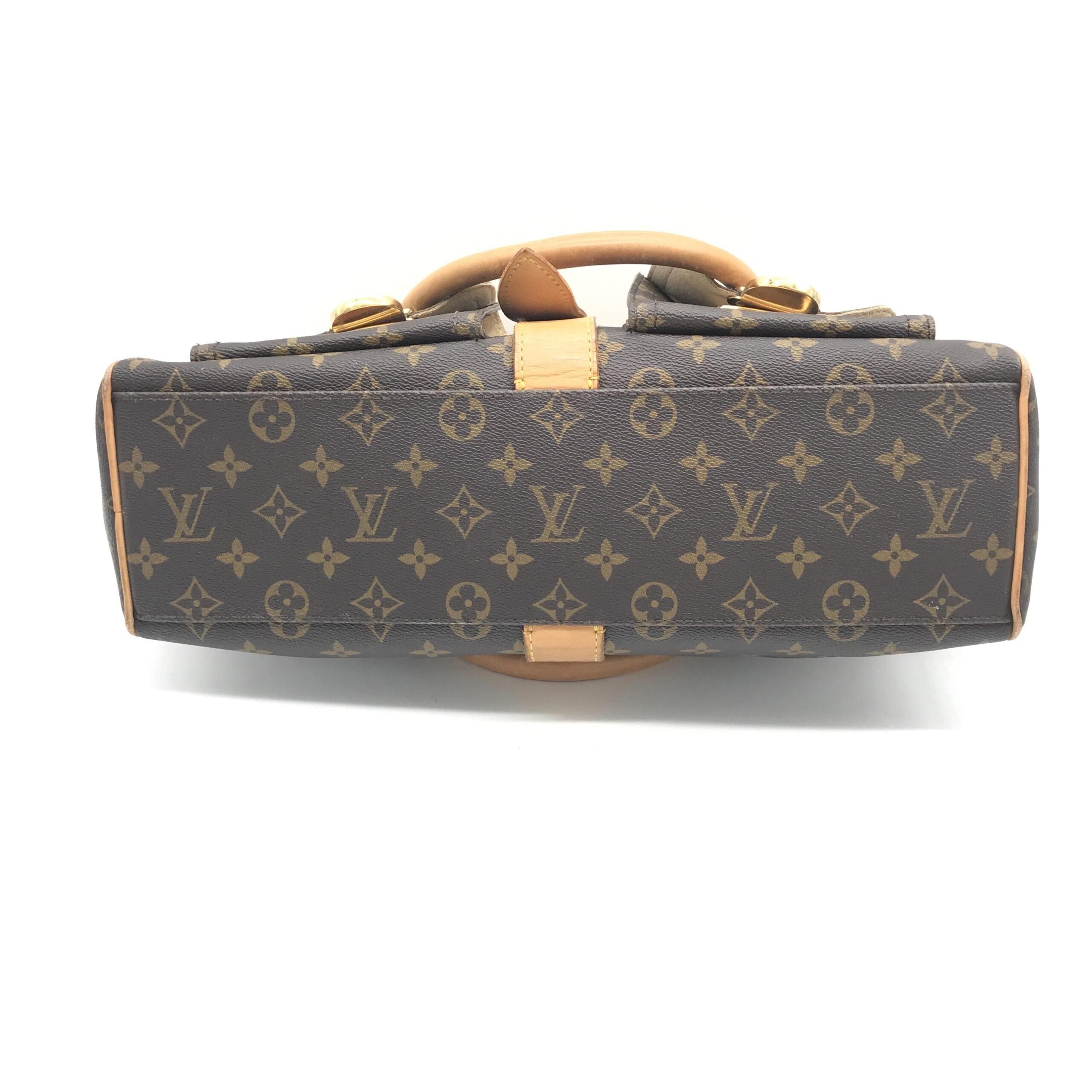 Louis Vuitton Monogram Manhattan GM Bag