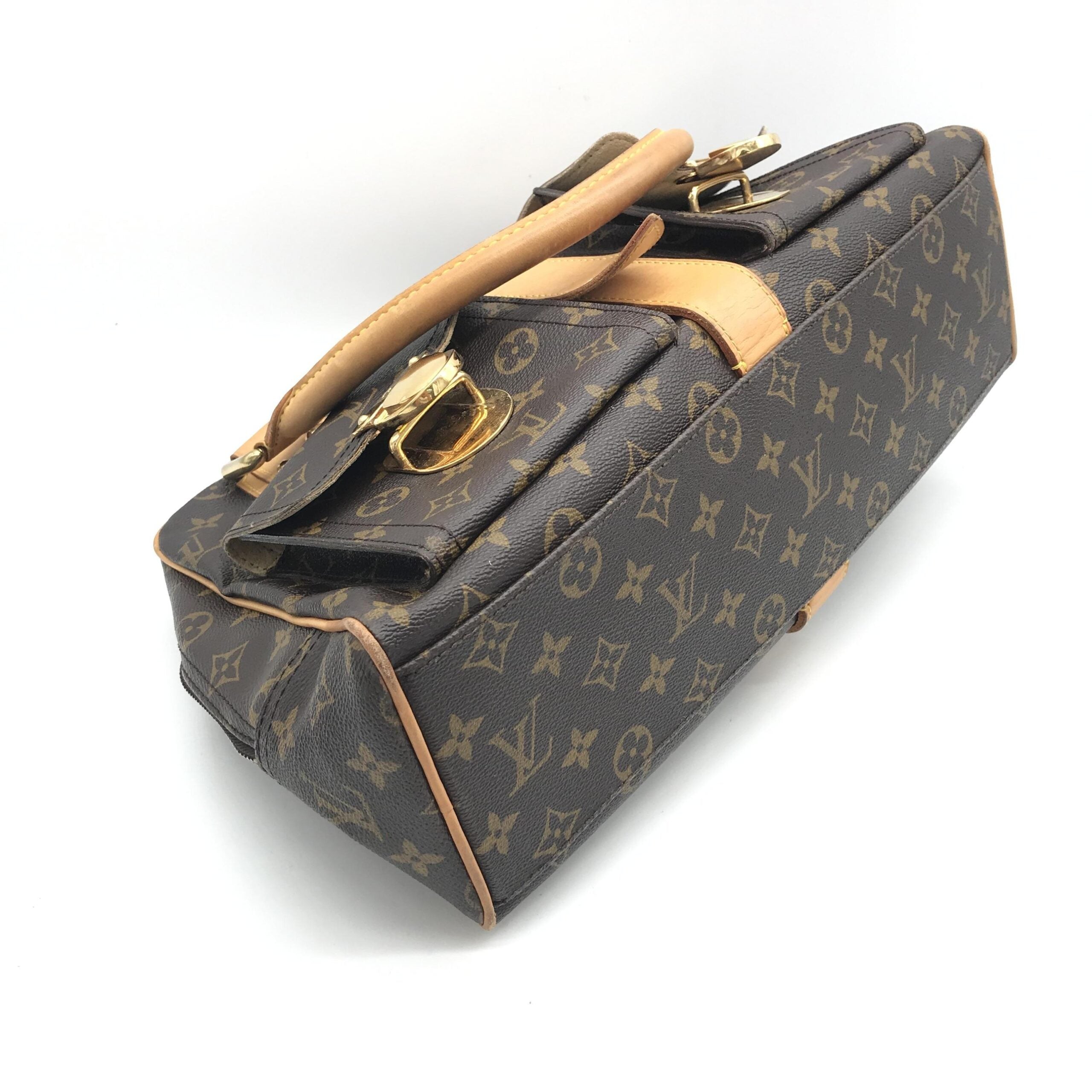 Louis Vuitton Monogram Manhattan GM Bag
