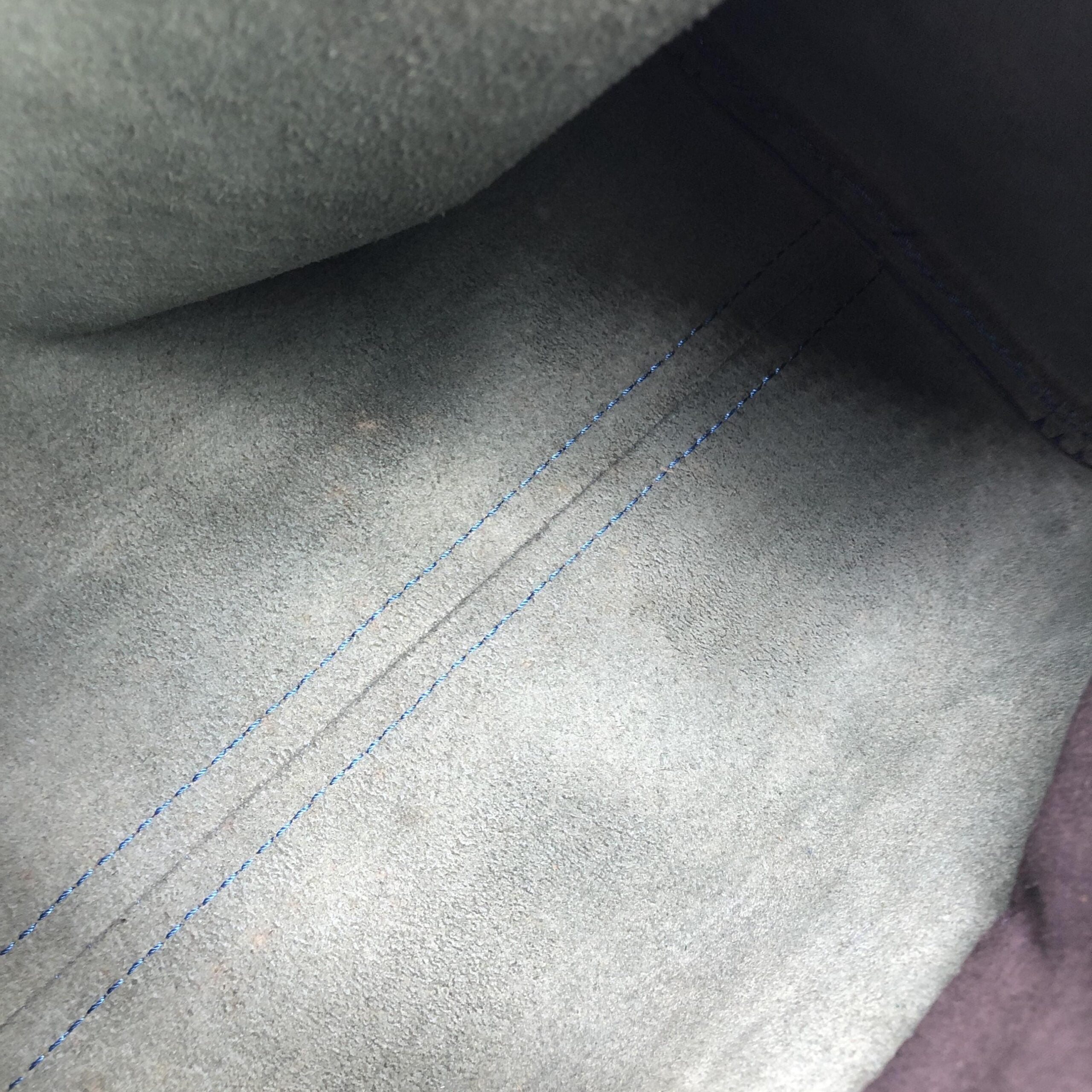 Louis Vuitton Speedy 25 Handbag