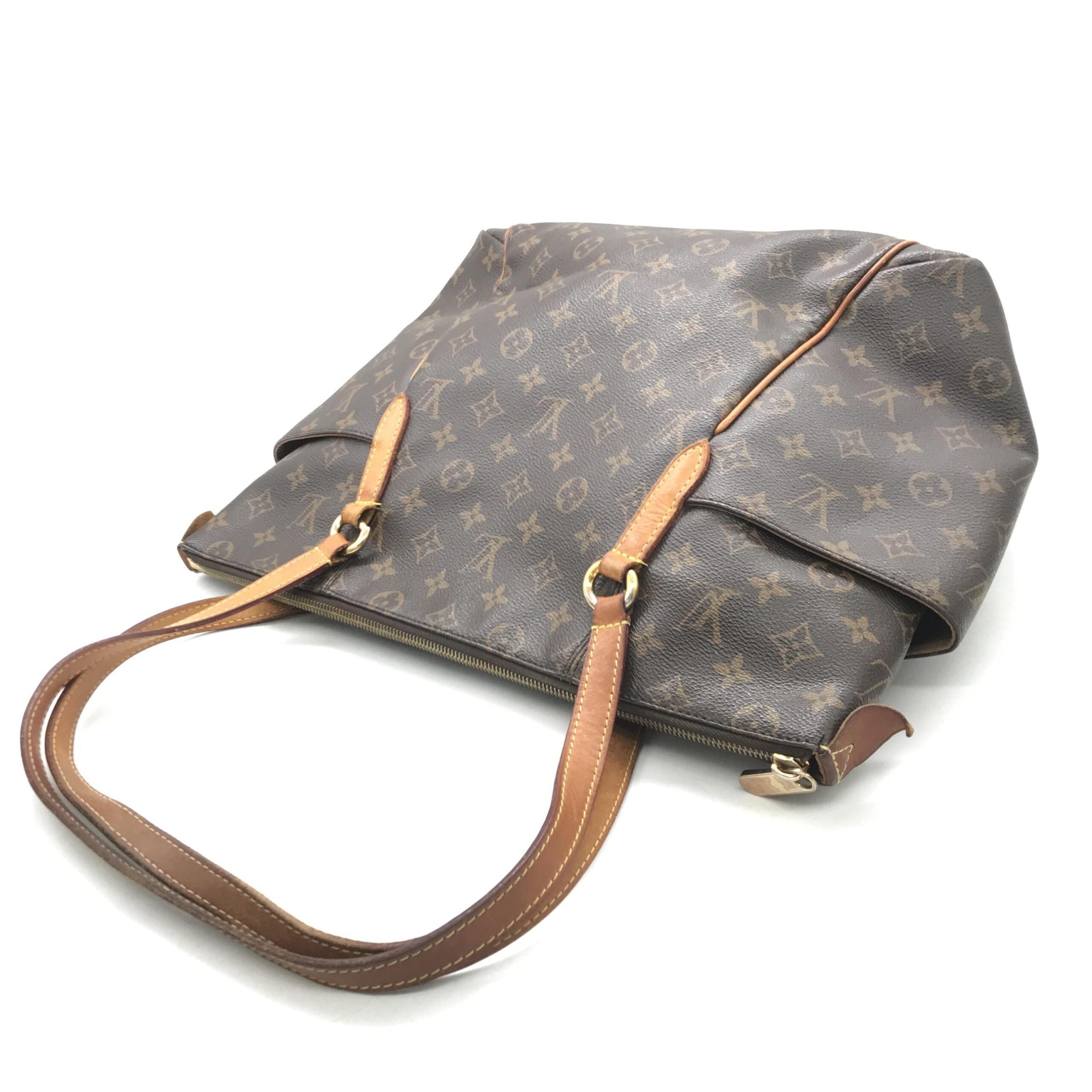 Louis Vuitton Monogram Totally MM Tote Bag