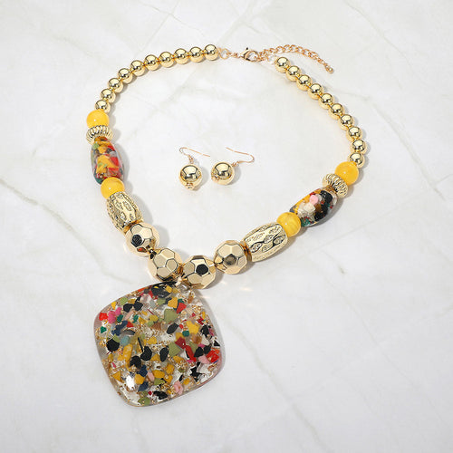 Abstract Resin Pendant Accent Chunky Statement Necklace