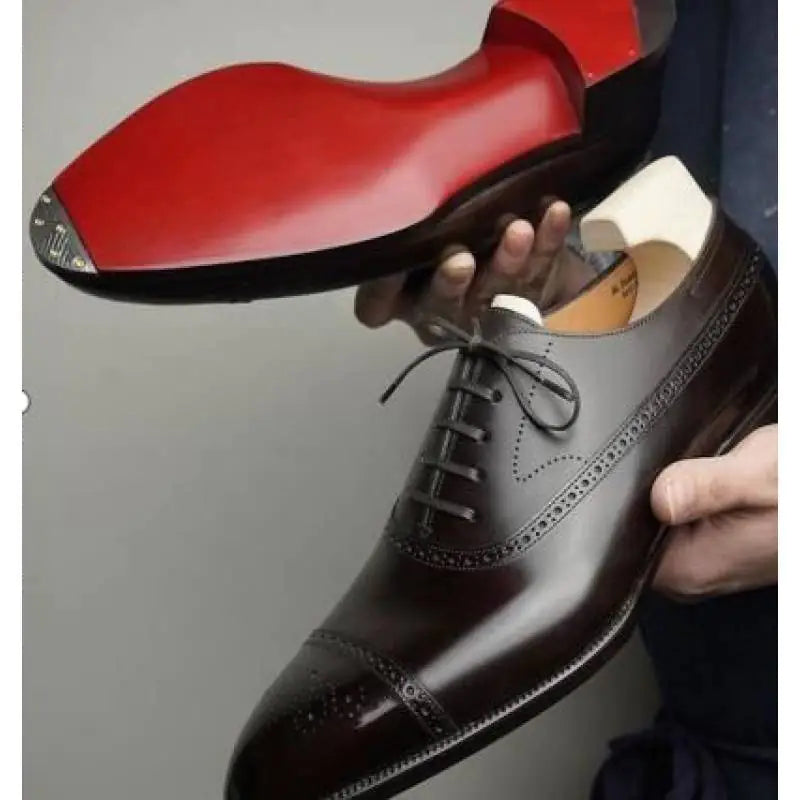 Uniquely Designed Pointed Leather Shoes for Men