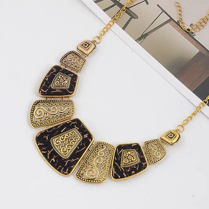 Trendy Geometric Metal Short Necklace 9181