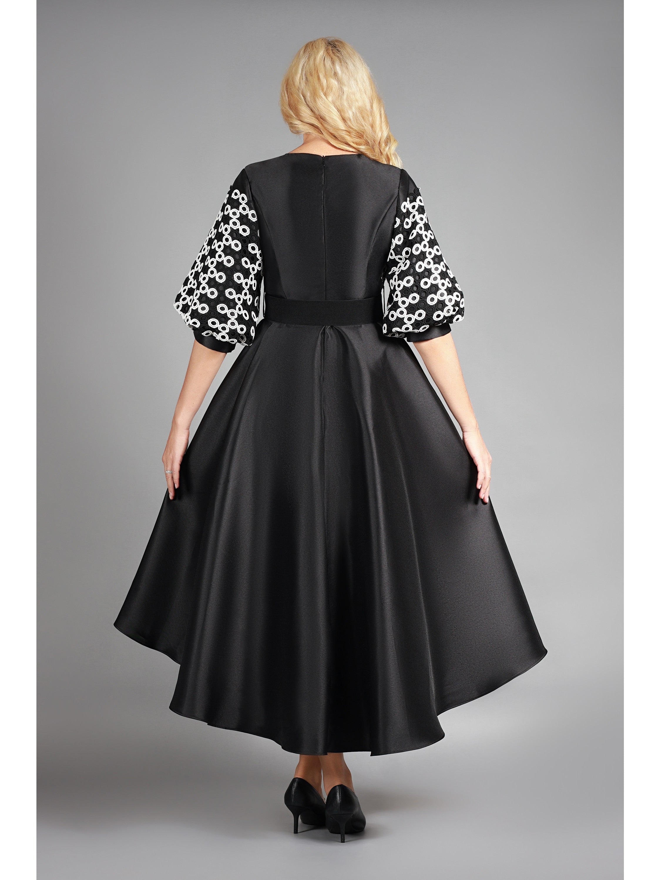 Giovanna Two-tone Crochet in Circles A-line Drs-Plus, Style D1675W