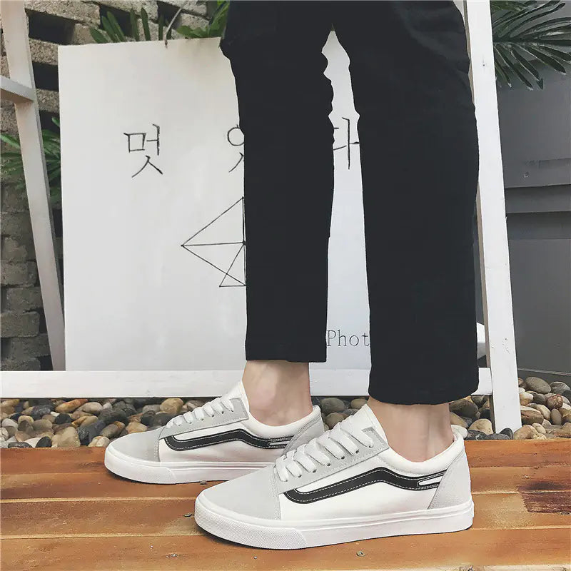 Spring Low-Top Canvas Shoes for Men in Three Colors