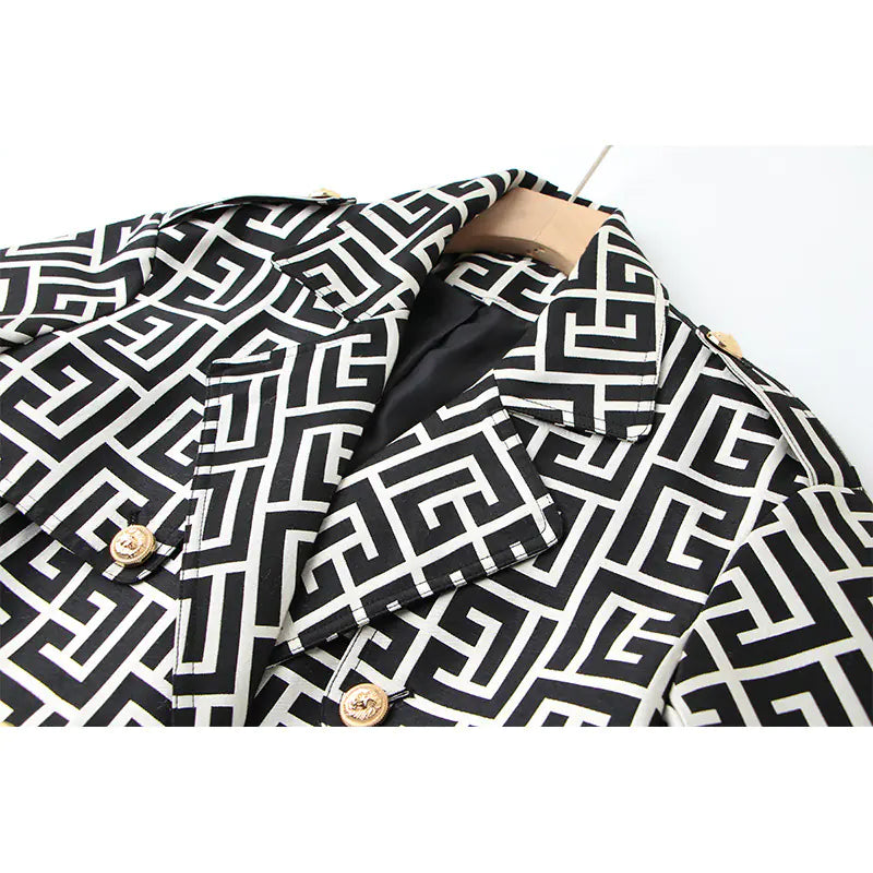 Ladies Elegant Plaid Design Coat
