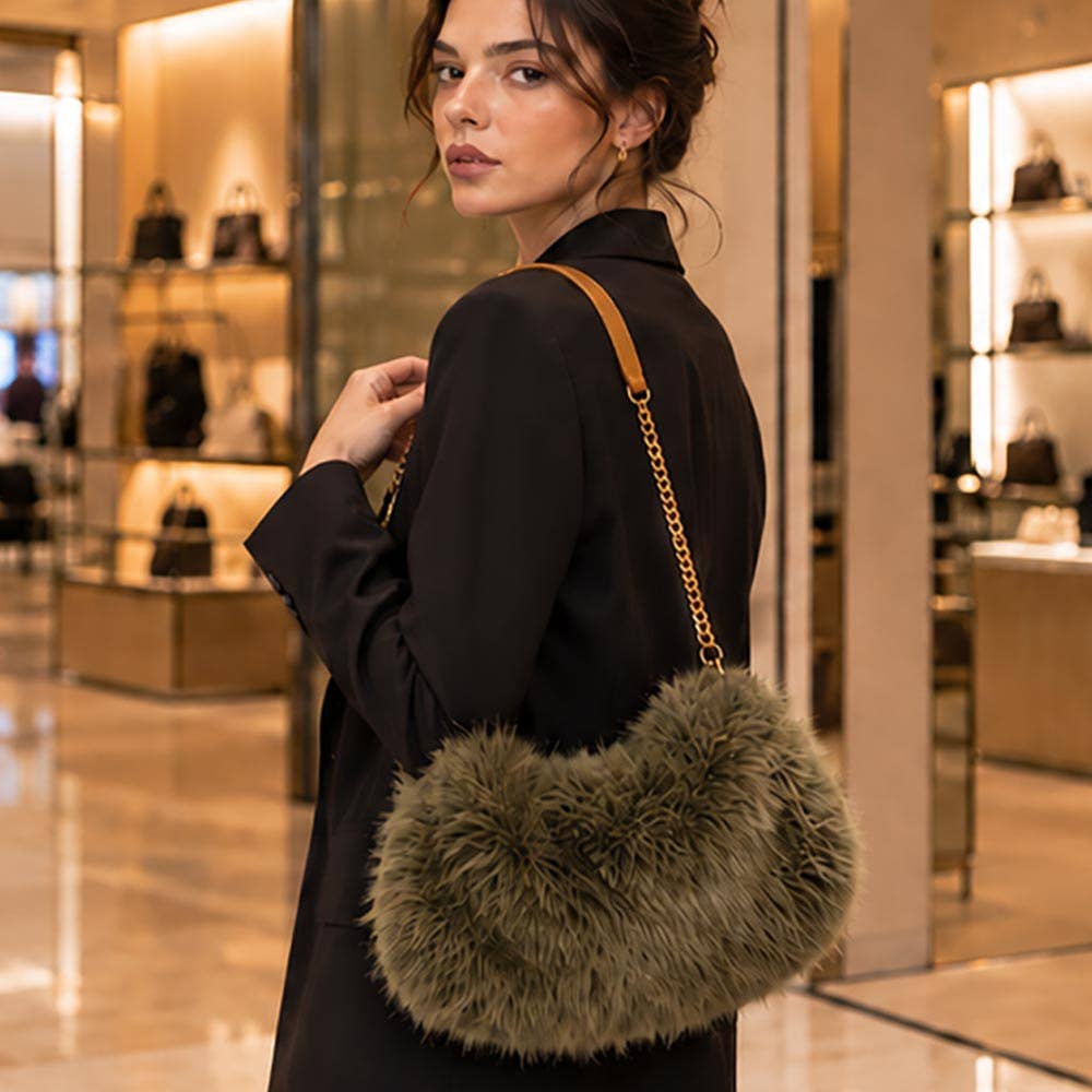 Fluffy Faux Fur Chain Strap Shoulder Handbag: Beige