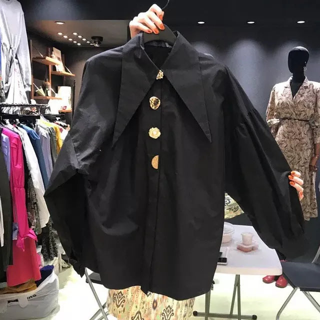 Elegant Women's Shirt with Pointed Lantern Sleeves