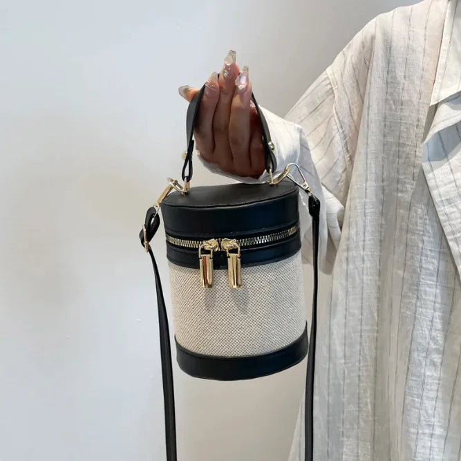 Chic Leopard Print Contrast Bucket Bag