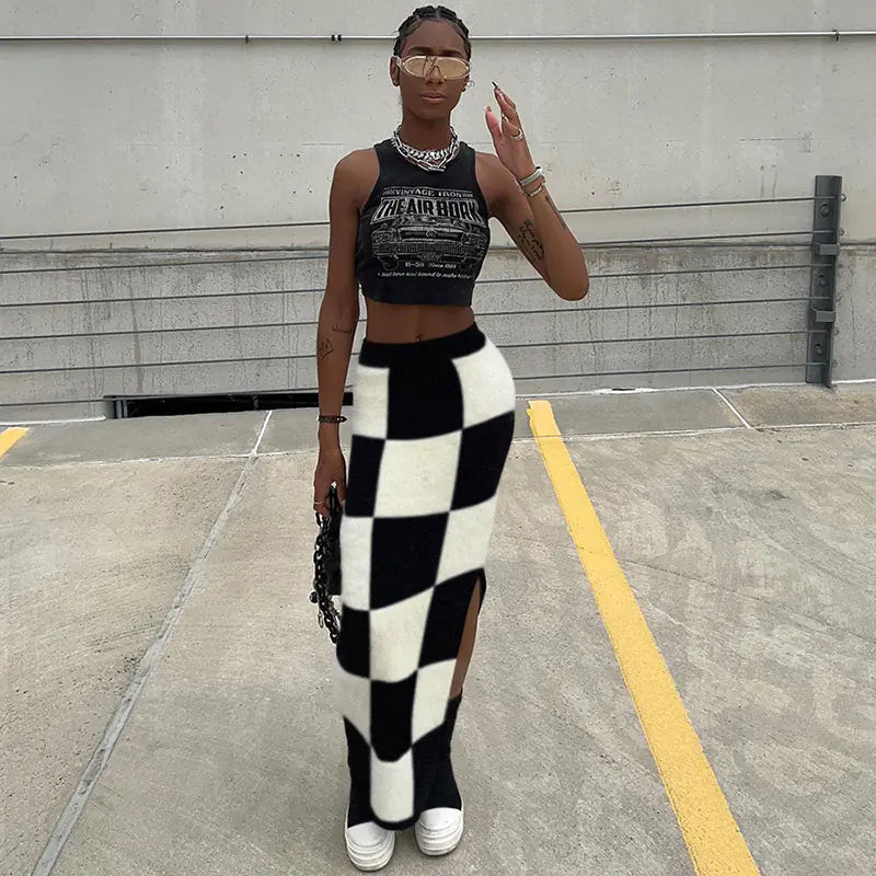 High Waist Figure-Flattering Checkerboard Plaid Skirt
