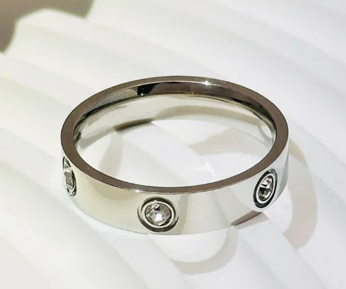Titanium Steel Ring for Women with Diamond Embedding